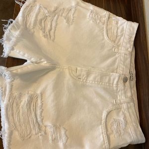 Sz 25 J brand distressed white shorts
